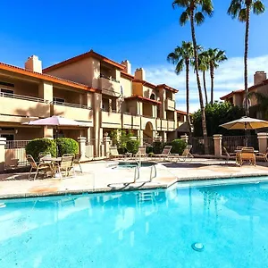 https://sun-swim-relax-at-private-resort-community.hotelsofphoenix.com
