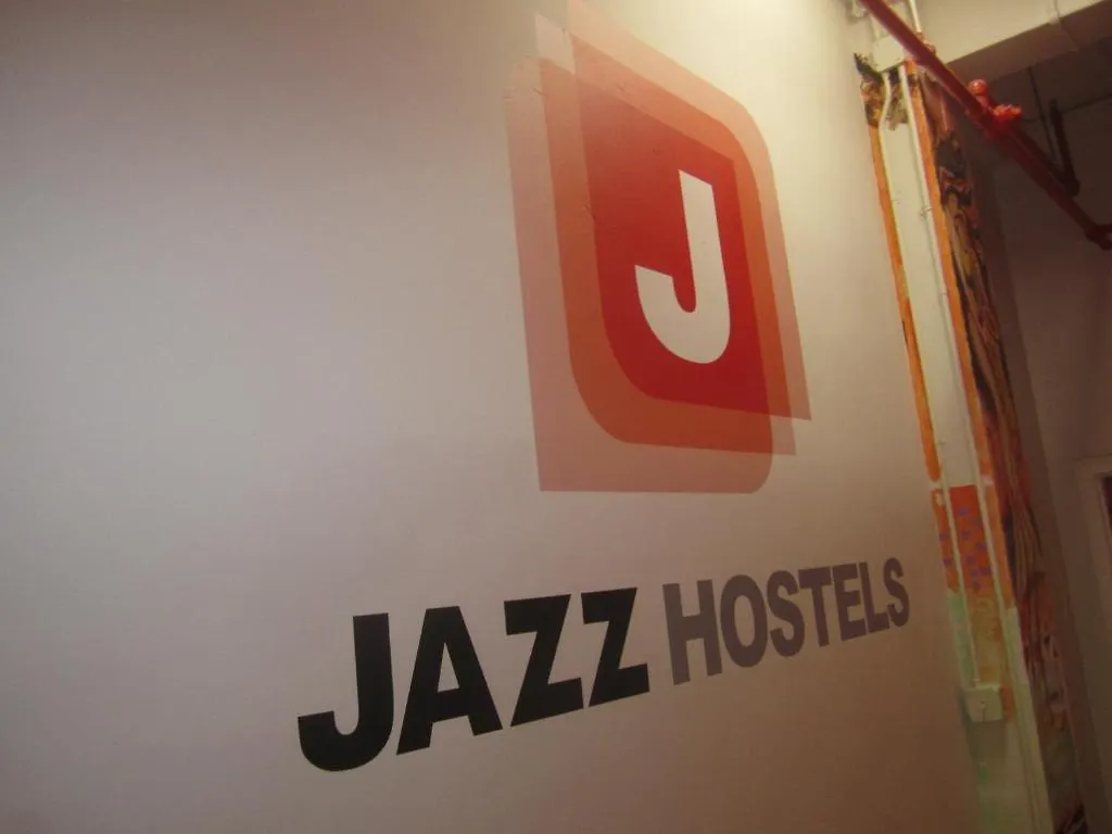 Jazz On The Park Youth Hostel